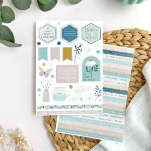 Pack de pegatinas Mi Calma con ilustraciones y frases en castellano. Ideal para proyectos de scrapbooking, journaling y papelería emocional.