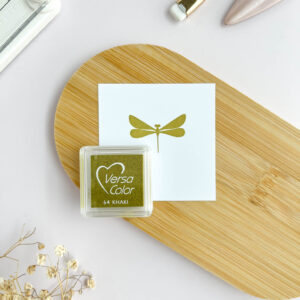 Almohadilla de tinta VersaColor mini Tsukineko color Olive para scrapbooking y embossing.