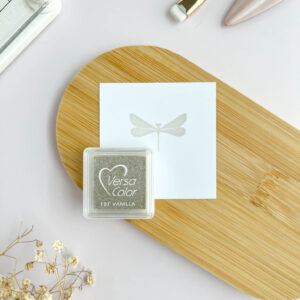 Almohadilla de tinta VersaColor mini Tsukineko color Olive para scrapbooking y embossing.