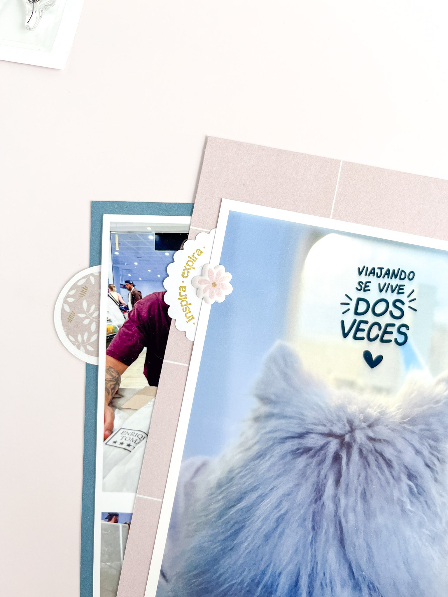 Álbum de scrapbooking sencillo decorado con la colección Mi Calma