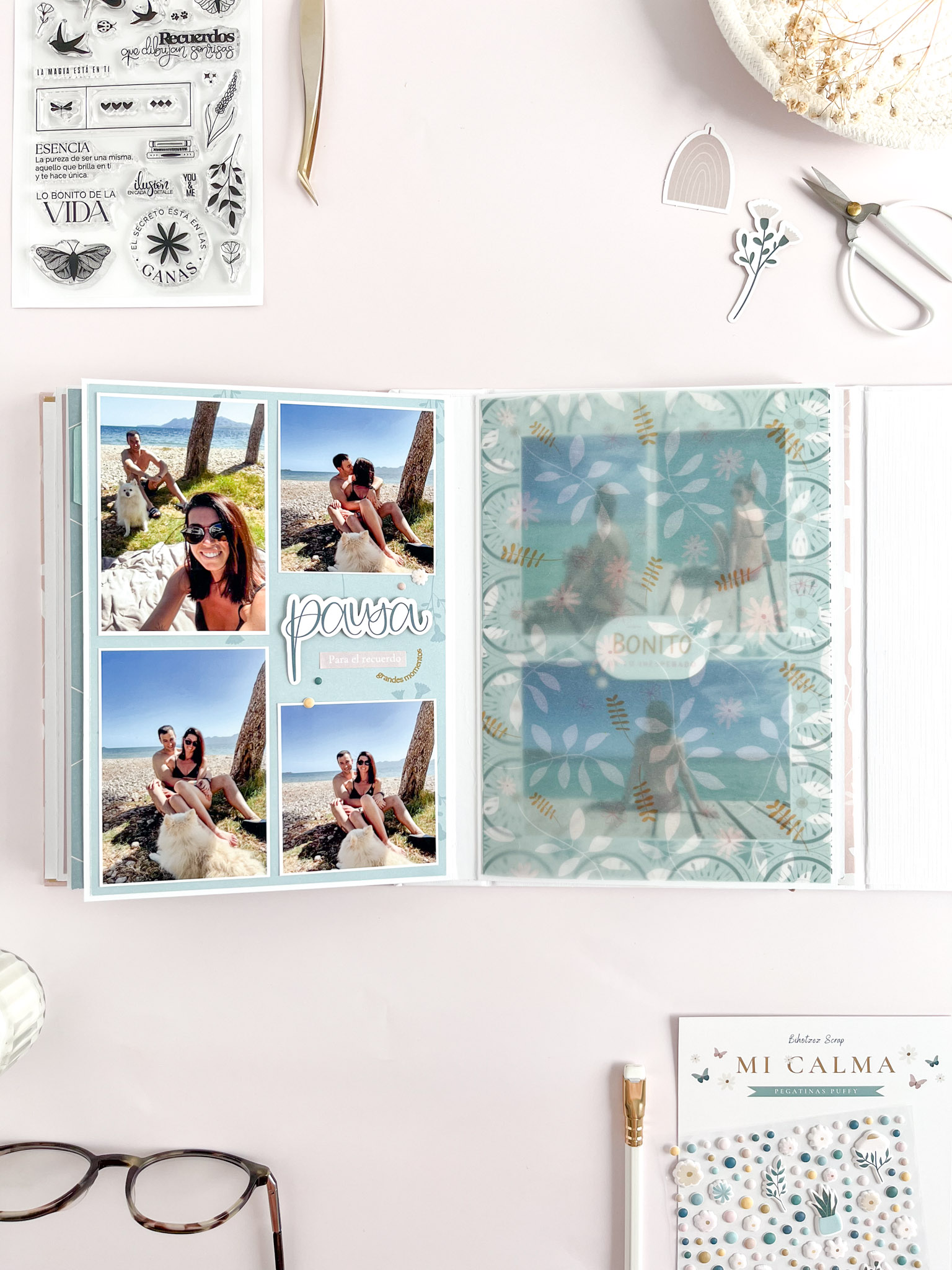 Álbum de scrapbooking sencillo decorado con la colección Mi Calma