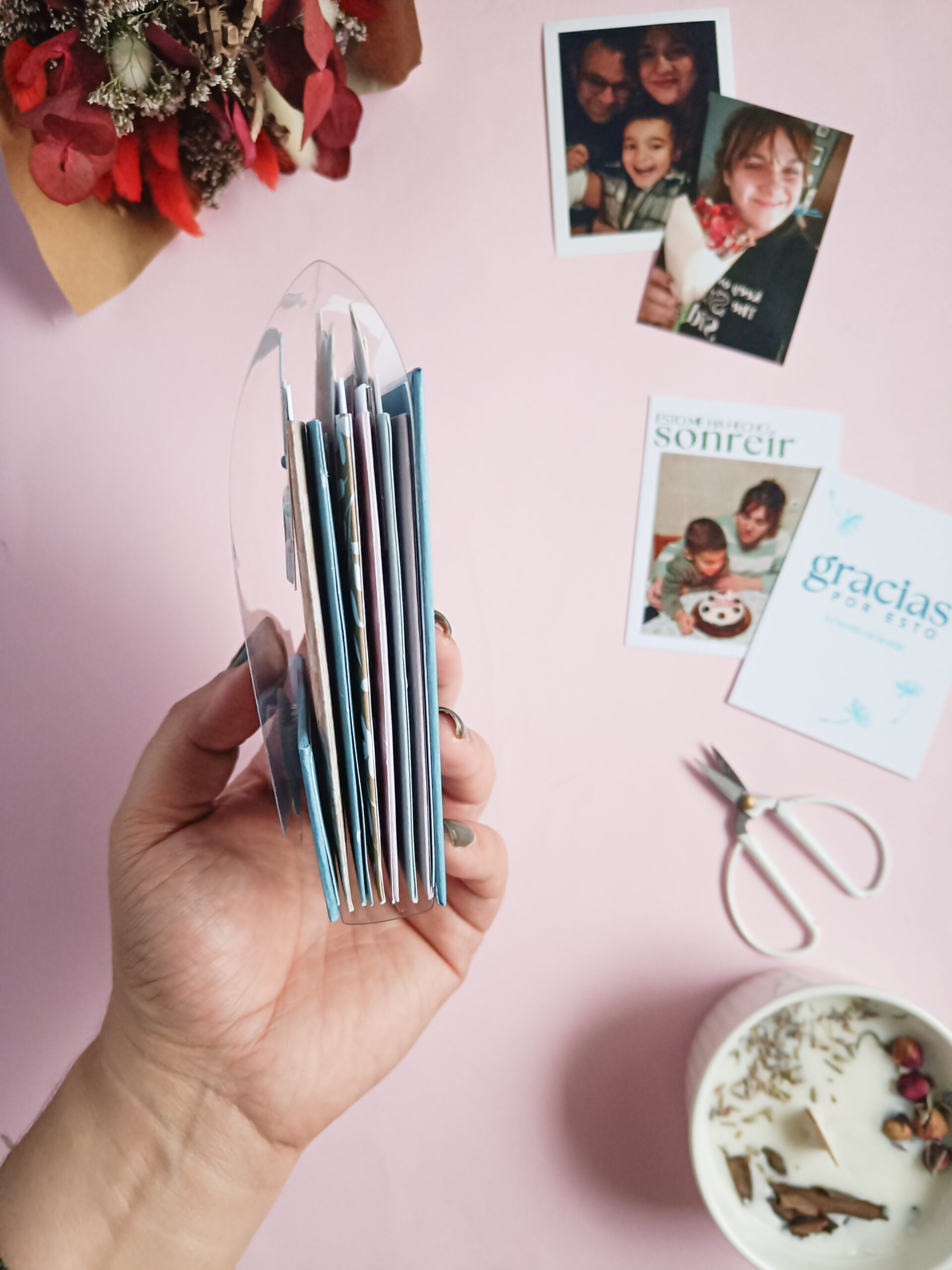 Estructura interior del mini álbum con sobres Mi calma.