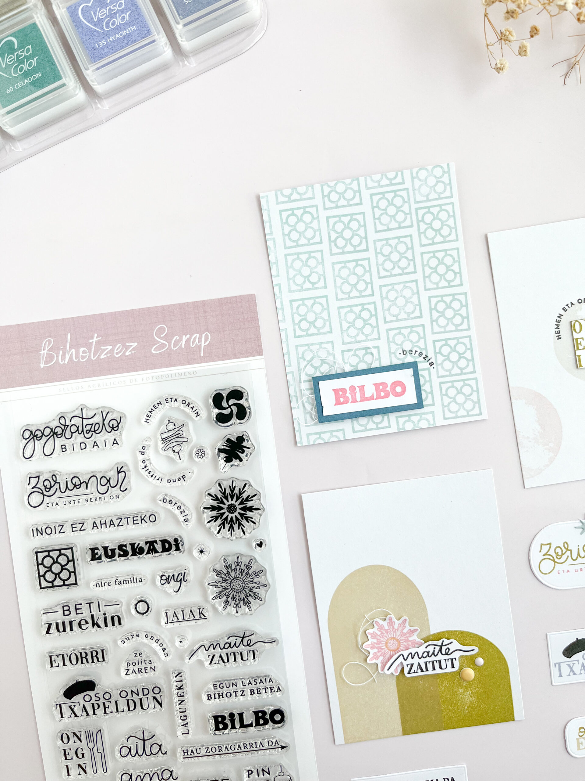 Sellos acrílicos Gratitud y Bilbo de Bihotzez Scrap, colección que une gratitud, emociones y cultura vasca.