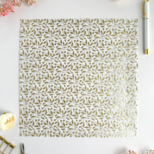 Vellum translúcido con foil dorado de la colección Maitia.