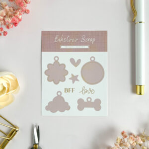 Troquel charms Maitia para scrapbooking con estrella, corazón y embosados love y BFF.