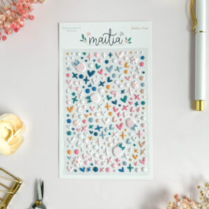 Pegatinas puffy Maitia con volumen y diseños de corazones y estrellas.