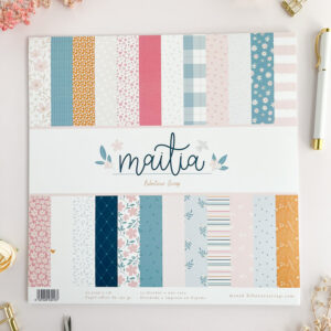 Papeles de scrapbooking de la colección Maitia con diseños suaves y románticos en tamaño 30,5x30,5 cm
