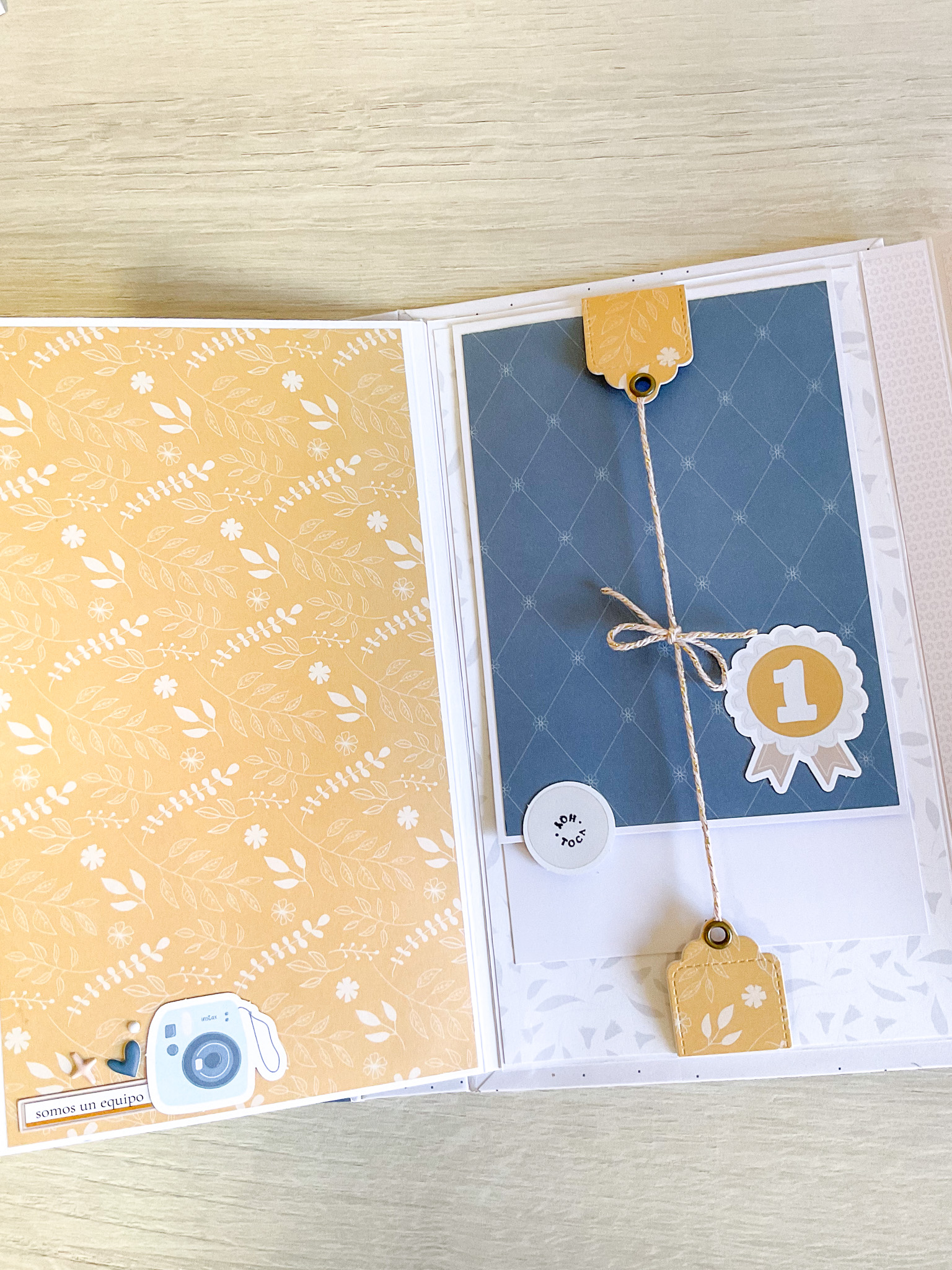 Álbum de scrapbooking personalizado para regalo o recuerdos