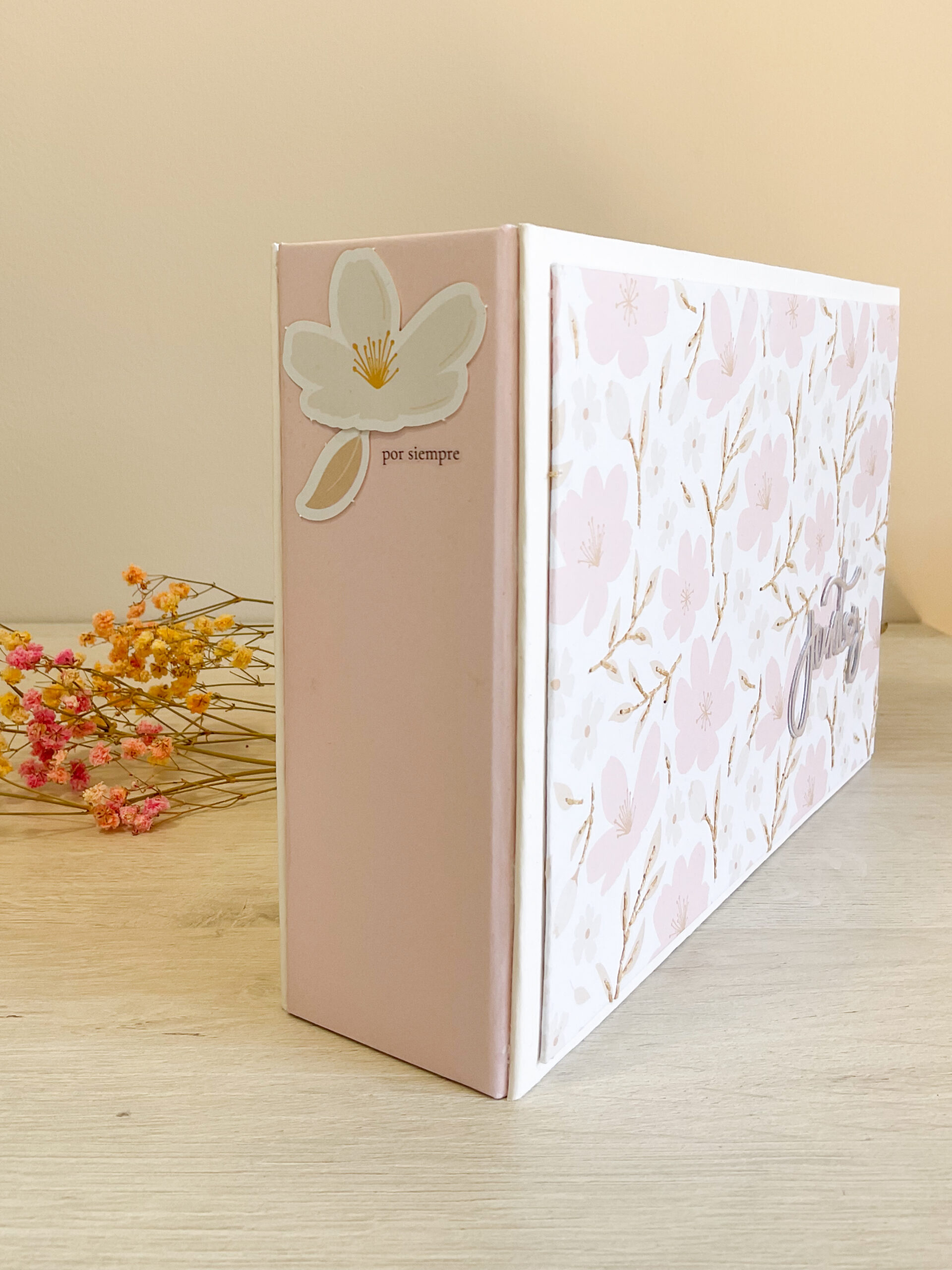 Álbum scrapbooking horizontal colección Maitia Bihotzez Scrap