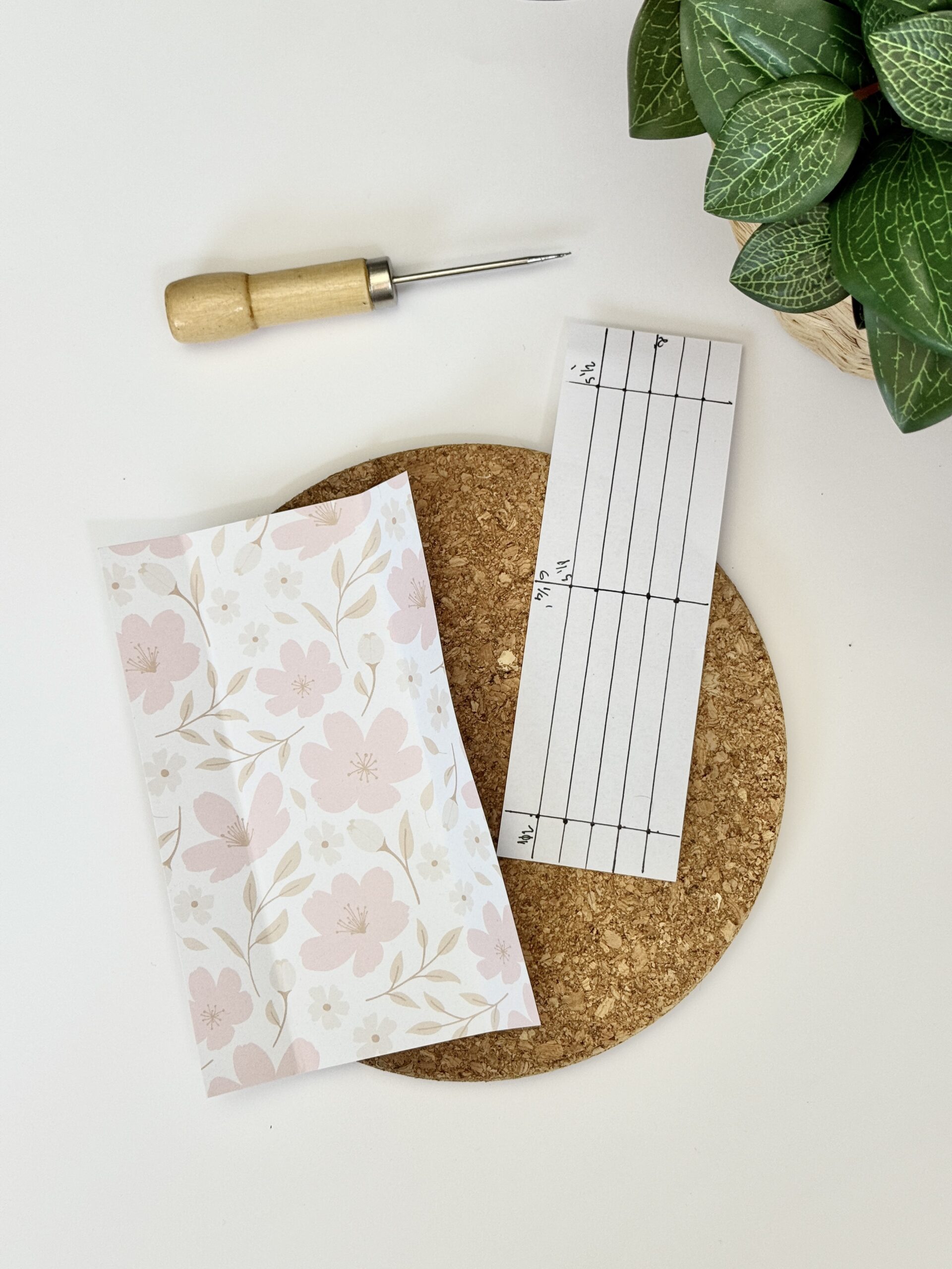     Proceso de encuadernación cosida paso a paso scrapbooking