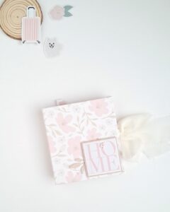 Mini álbum de scrapbooking fácil realizado con la colección Maitia de Bihotzez Scrap