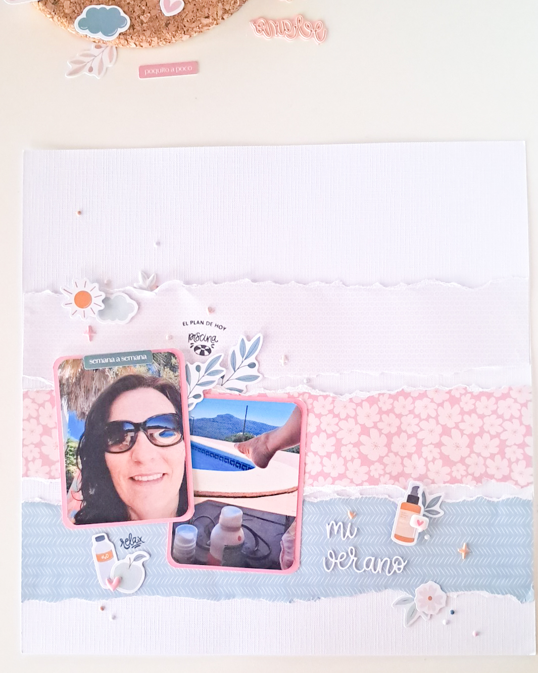Layout de scrapbooking para conservar recuerdos de verano con fotografías de piscina realizado con la colección Maitia de Bihotzez Scrap.